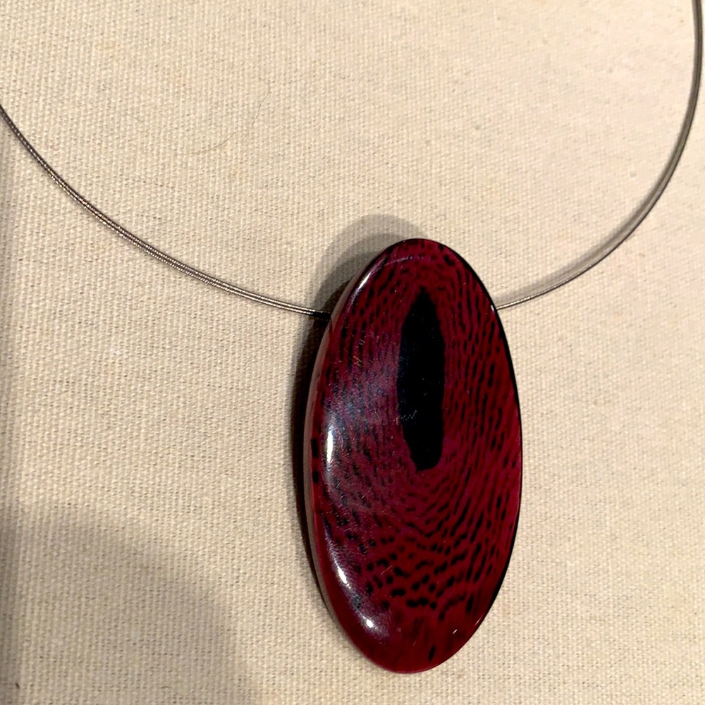 PENDANT BOUTIQUE NECKLACE - Picture 2 of 5